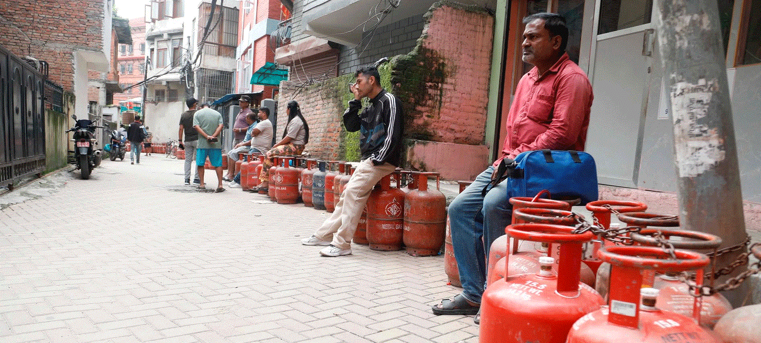 बढ्यो ग्यासको भाउः प्रतिसिलिन्डर २ हजार १६५ रुपैयाँ