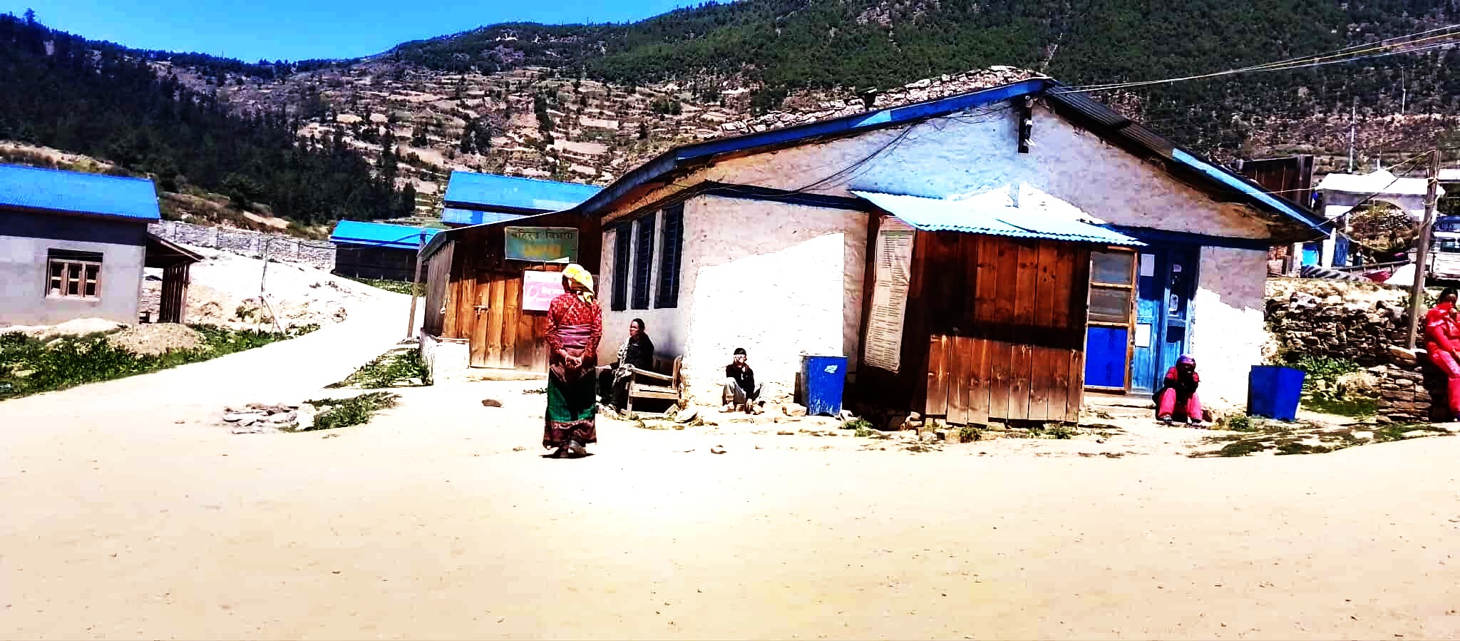 ओपीडी बन्द भएपछि जिल्ला अस्पताल हुम्लाका बिरामीको बिचल्ली