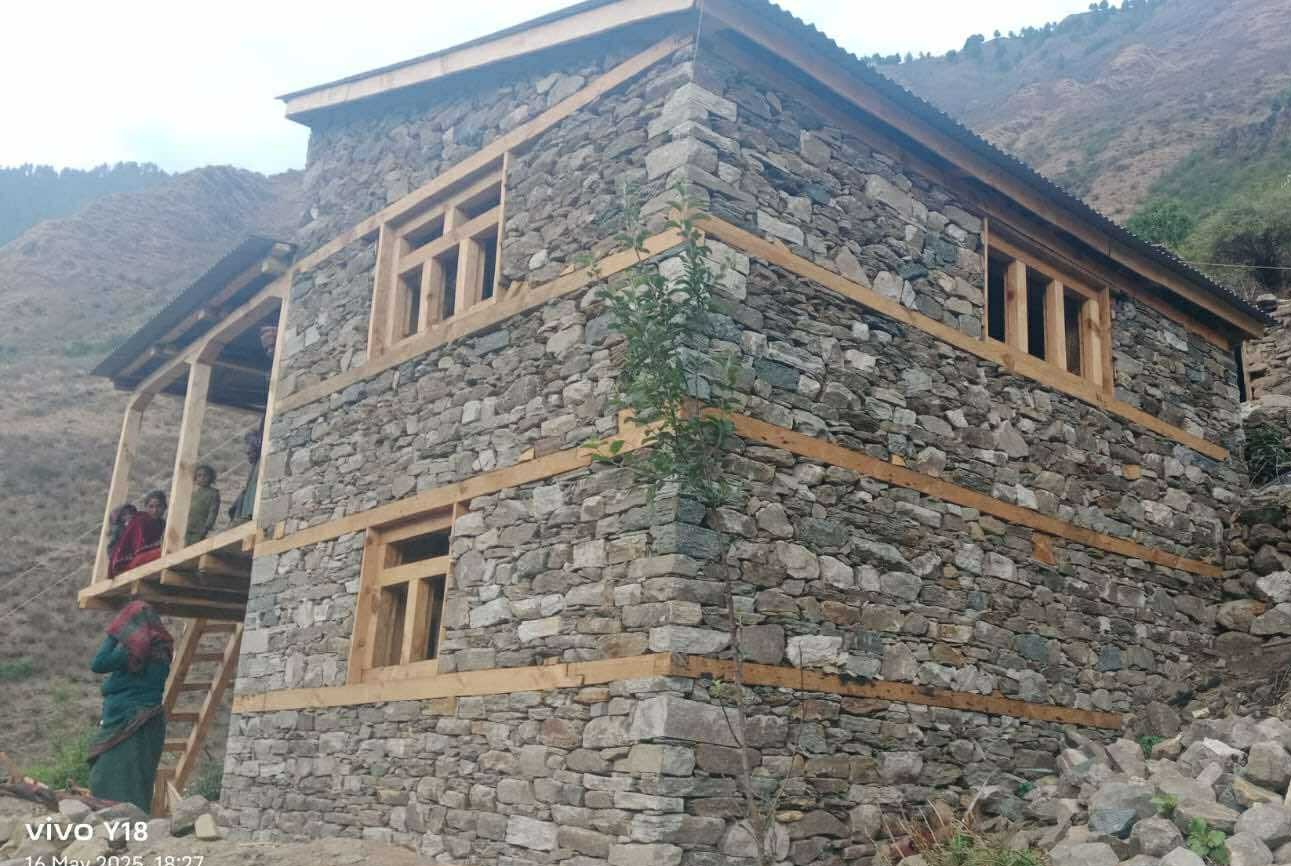 हुम्लामा जनता आवास कार्यक्रमले निर्माण गरेका ४० घर हस्तान्तरण