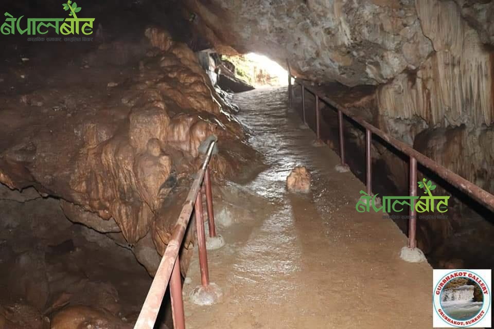 सुर्खेतको मालारानी गुफाः पर्यटकको संख्या बढ्दो, सरकारको चासो घट्दो