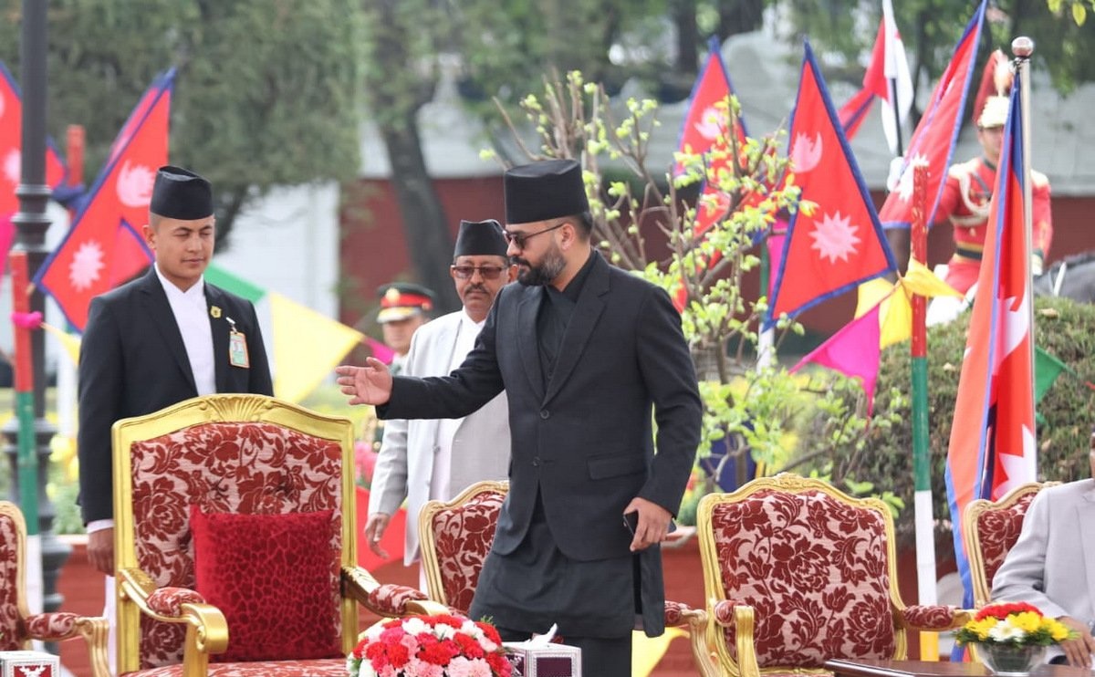 ९ तस्बीरमा नवनियुक्त प्रधानमन्त्री बालेनको शपथ ग्रहण कार्यक्रम