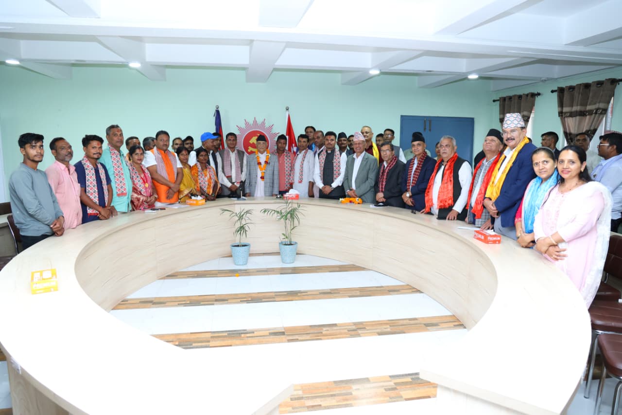 आजपाका वरिष्ठ उपाध्यक्ष साह एमेलमा प्रवेश 