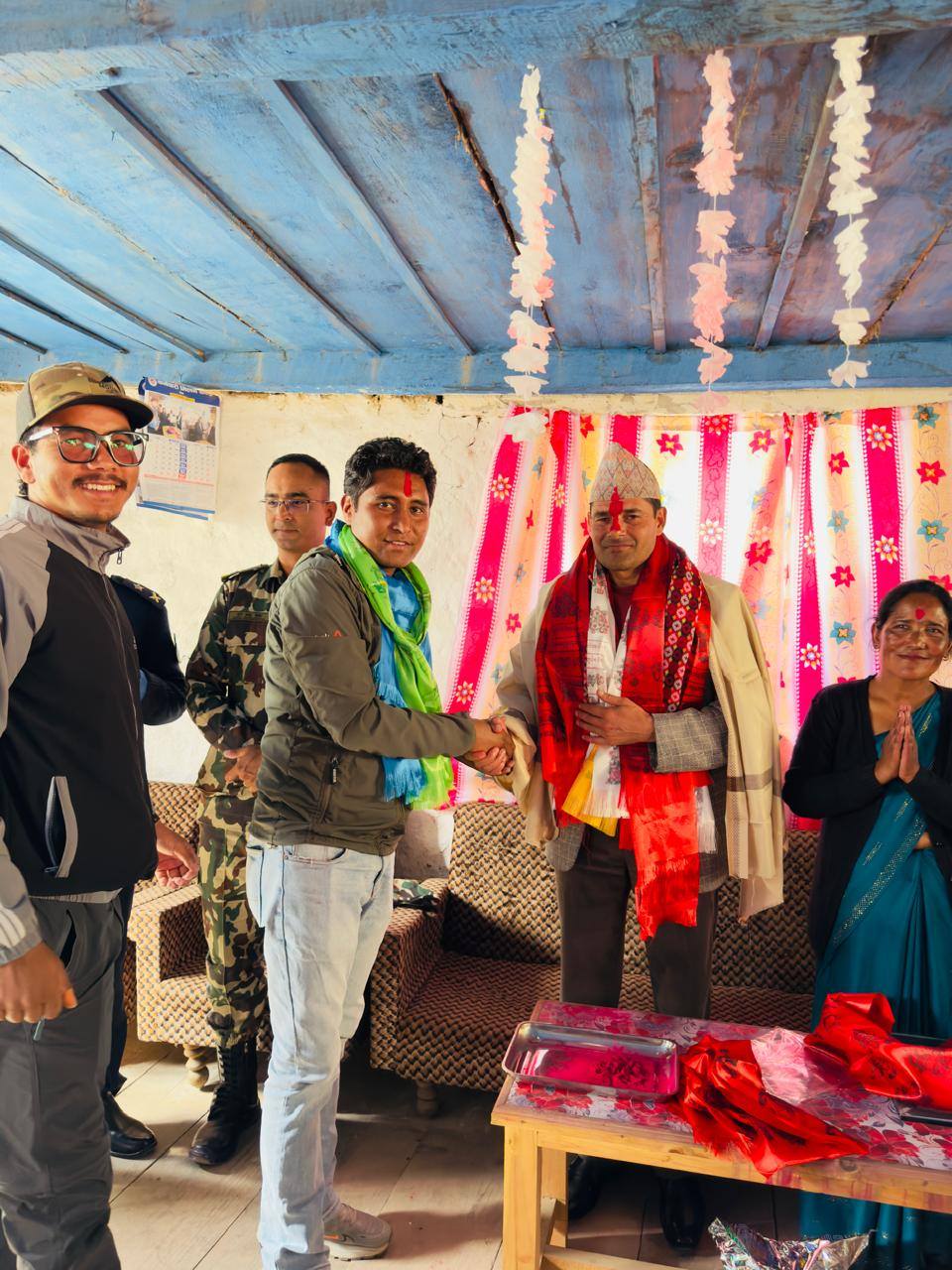 हुम्लाका सिडियो पाण्डेयले सार्वजनिक गरे ३३३ दिनका ९७ बुँँदे फेयरिस्तः यातायताको सिण्डीकेट हटाउने देखि सिमा वार्तासम्म 