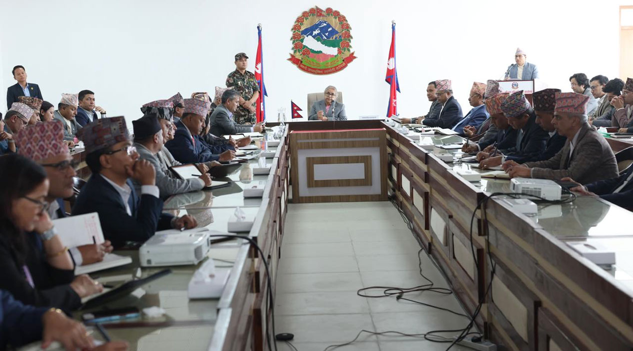 प्रधानमन्त्री कार्कीले सचिवहरुलाई दिइन् १४ बुँदे निर्देशन