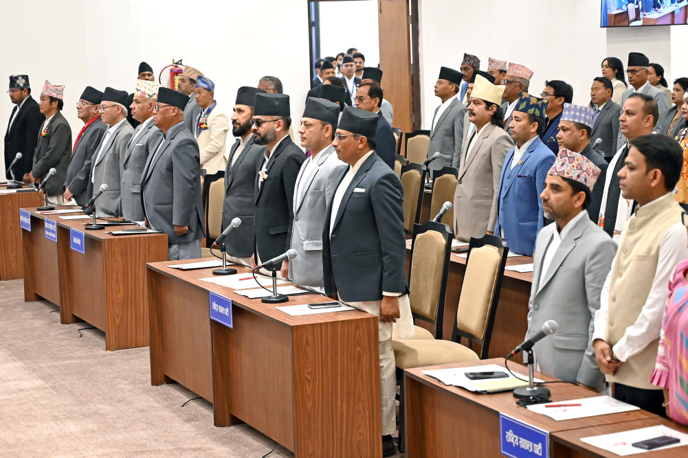 प्रतिनिधिसभाको पहिलो बैठक शुरु (लाइभ)