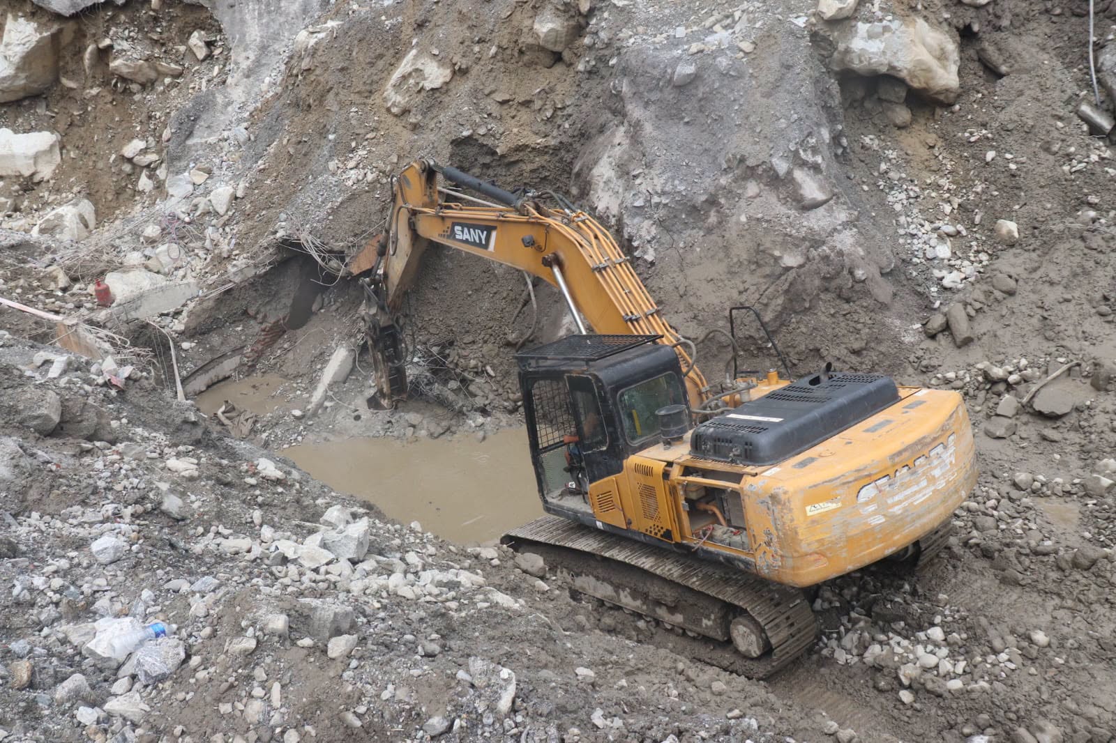 रसुवा बाढीः माथिल्लो त्रिशूली–१ मा ६ जनाको शव भेटियो 
