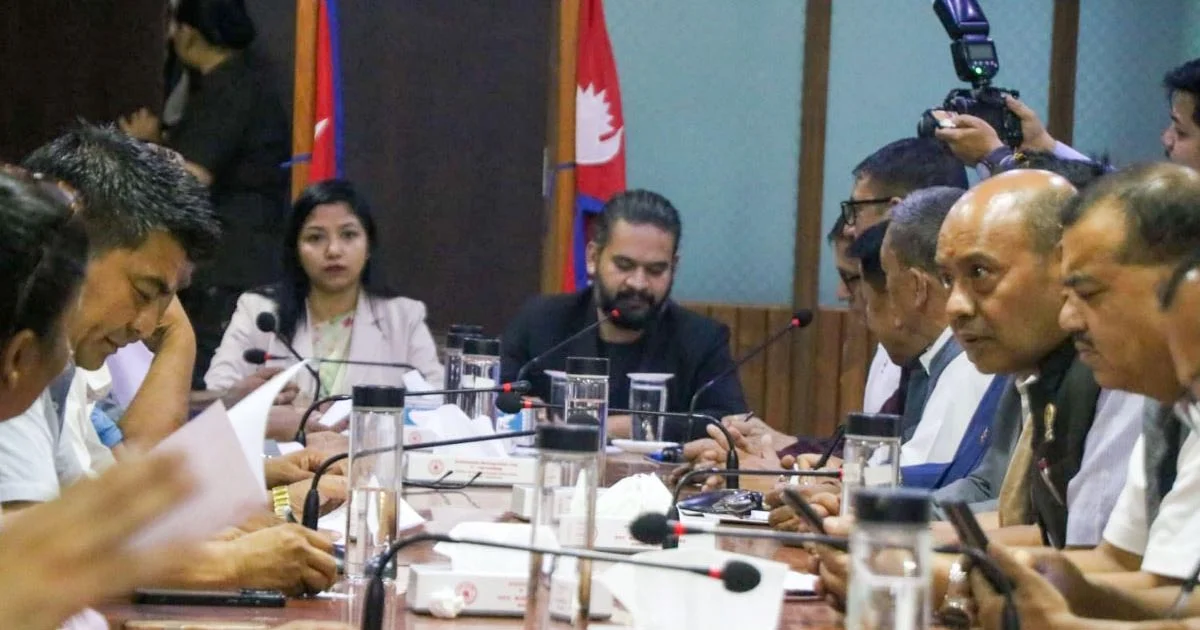 एक मिनेटमा महानगरको कार्यपालिका बैठक