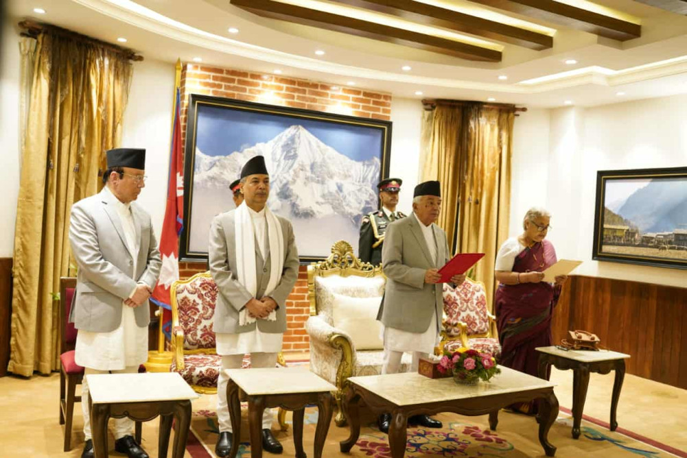 प्रधानमन्त्रीको मात्रै शपथ भयो, कोही पनि बनेनन् मन्त्री