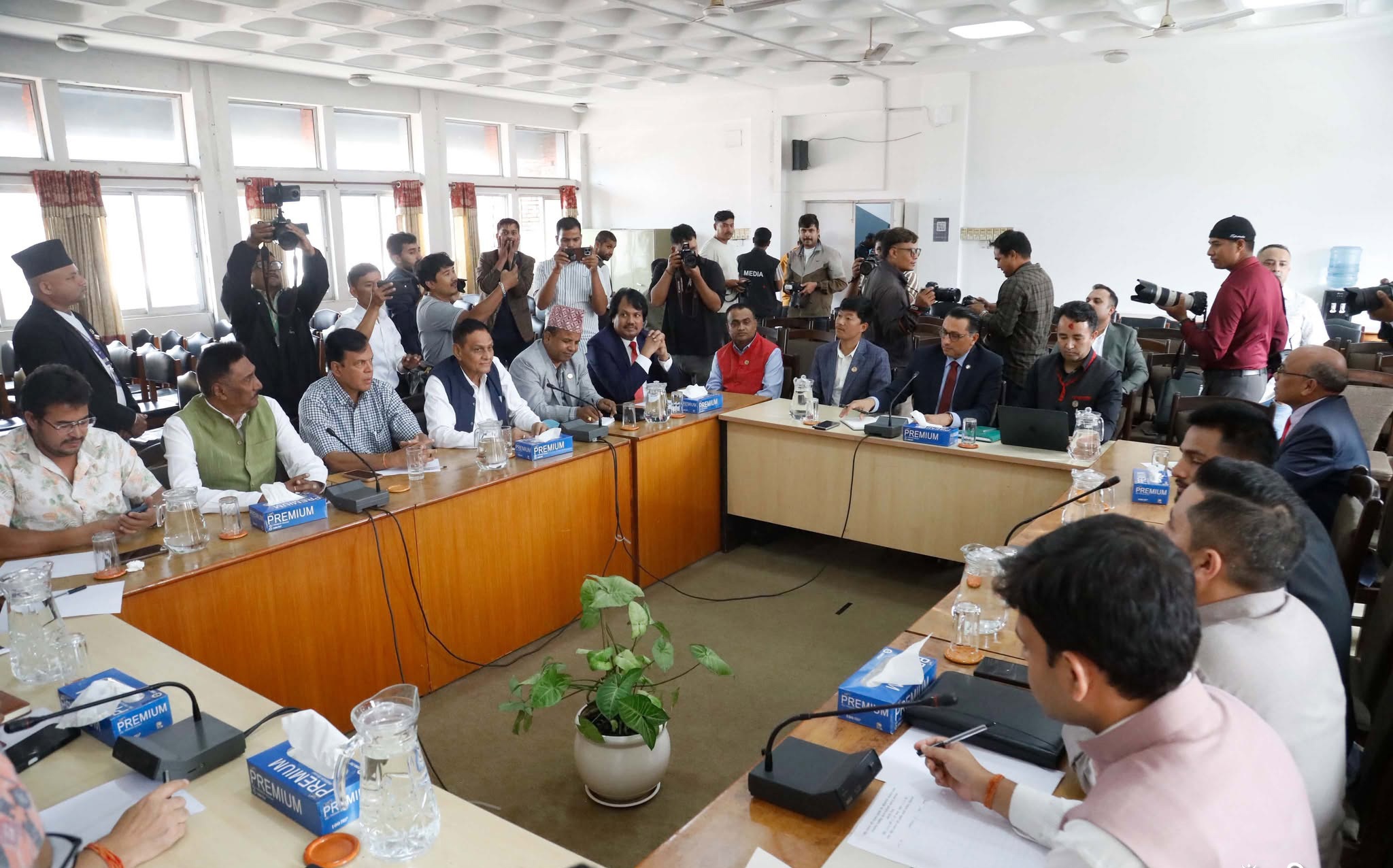 विपत् व्यवस्थापनमा समन्वय गर्न उच्चस्तरीय राजनीतिक संयन्त्र गठन गर्ने सर्वदलीय बैठकको निर्णय