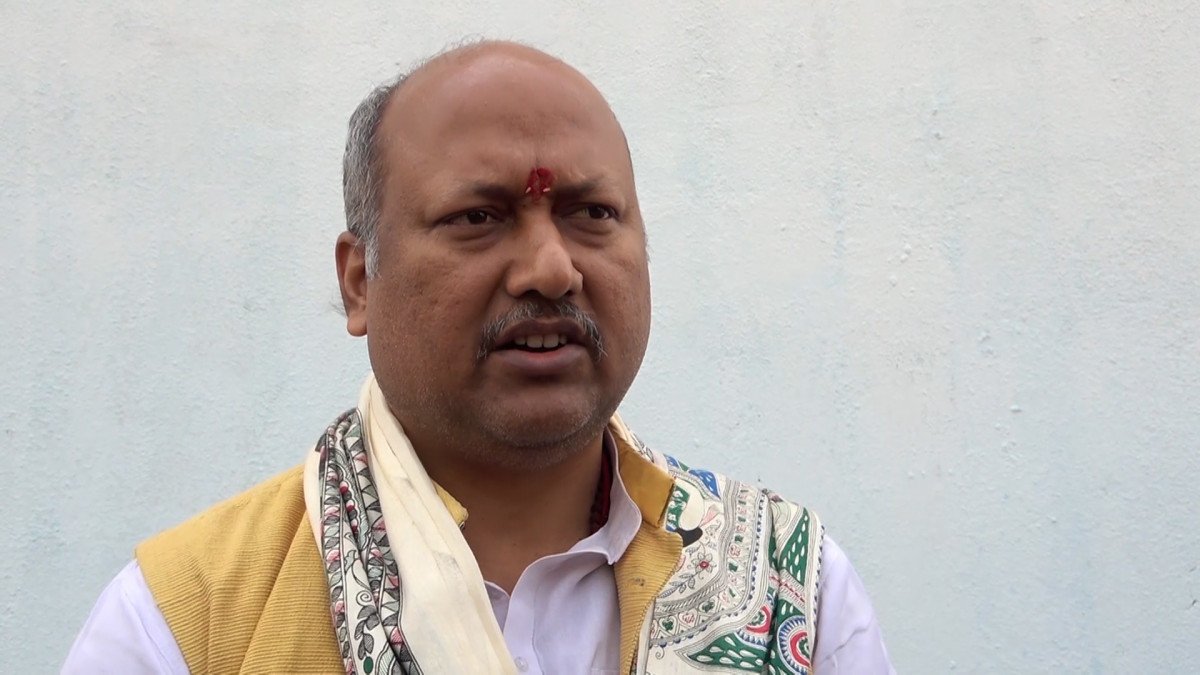 मधेसका मुख्यमन्त्रीले राजीनामा दिँदै, केन्द्रमा समर्थन फिर्ता