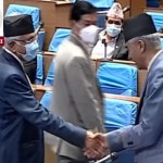 संसद बैठकमा मिल्यो देउवा र ओलीको हात