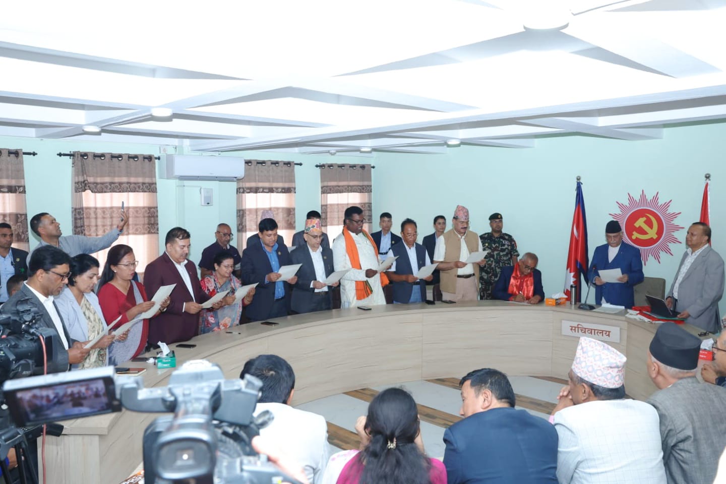 संविधान संशोधन अग्रगमनका लागि : प्रधानमन्त्री