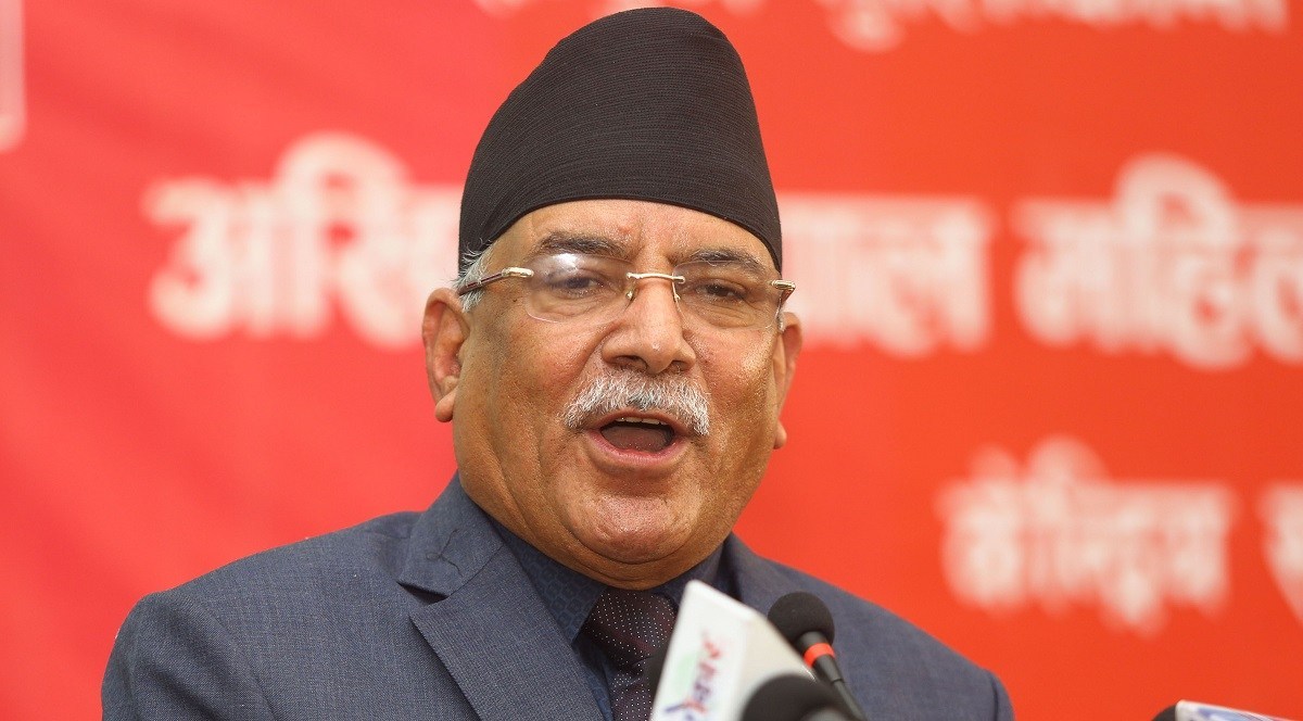 सरकार छाड भन्नेलाई प्रचण्डले भने केही समय हेरौं
