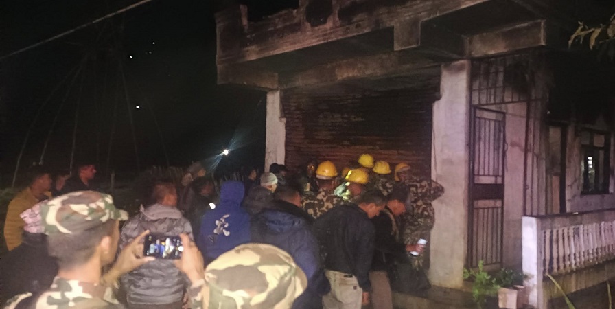 ताप्लेजुङको झोला गोदाममा आगलागी हुँदा ६ लाखको क्षति