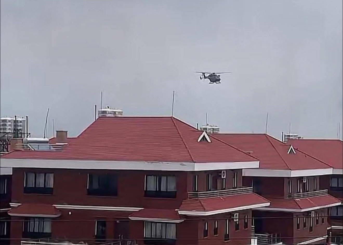 सेनाको हेलिकप्टर मन्त्री क्वार्टरमा