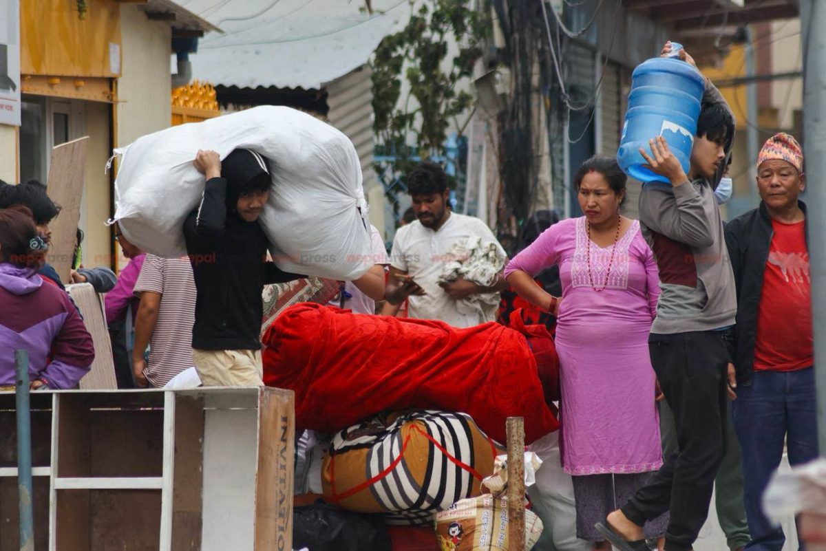 सरकारले काठमाडौंका २६ सय ८७ घरमा डोजर चलायोः झण्डै साढे १५ हजार विस्थापित