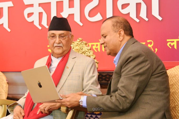 uml-centrel-committee-meeting-12-750x500-1-1760519977.jpeg